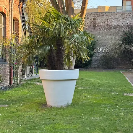 Au Coeur Du Jardin Lila