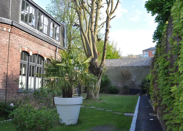 Aparthotel Au Coeur Du Jardin Lille