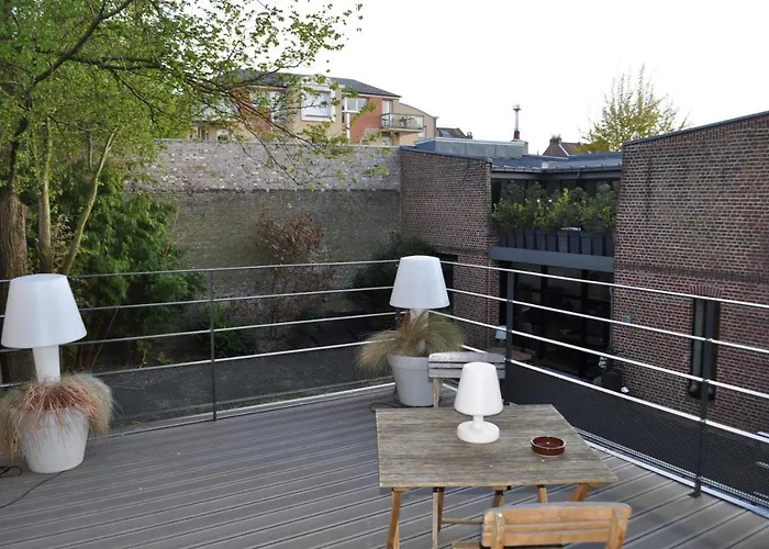 Au Coeur Du Jardin Aparthotel 3*